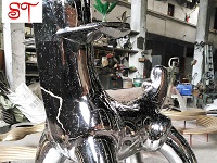 不銹鋼雕塑怎么樣進行保護，保養(yǎng)？